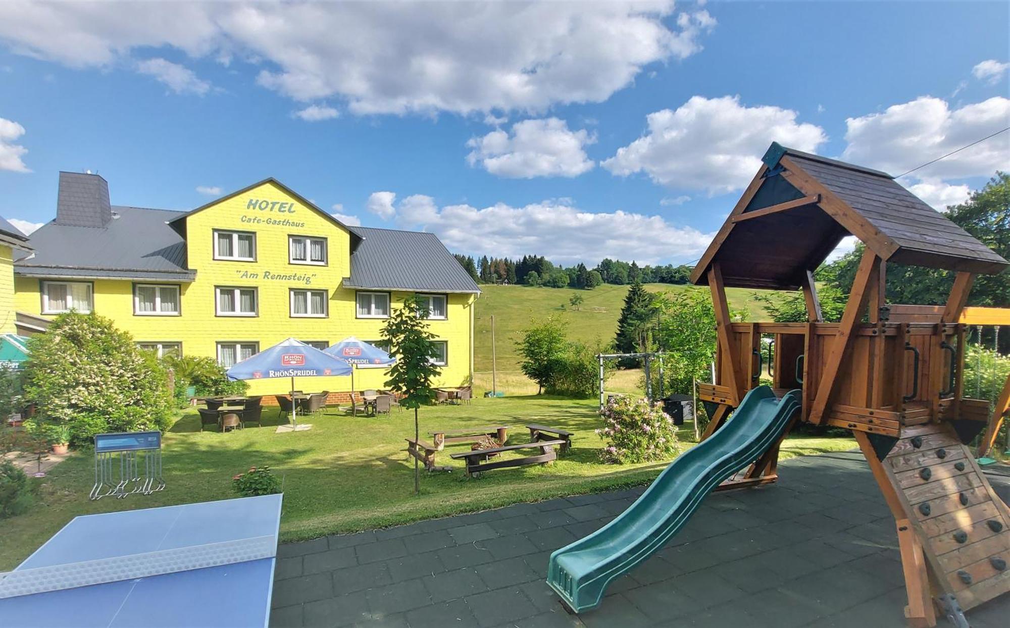 Marschalls Hotel Am Rennsteig ノイウハウス・アム・レンヴェーク エクステリア 写真