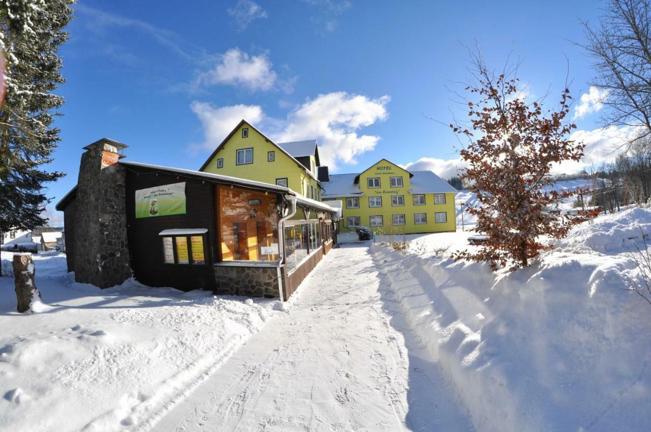 Marschalls Hotel Am Rennsteig ノイウハウス・アム・レンヴェーク エクステリア 写真